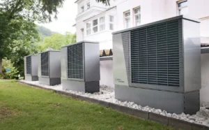 Deretan unit AC outdoor hasil instalasi yang rapi